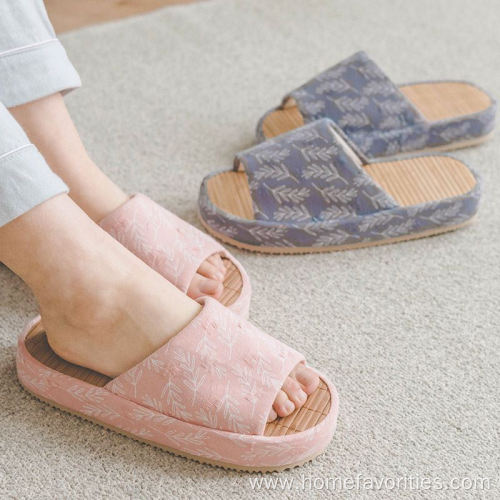 Summer Breathable Thick Bamboo Sole Slippers